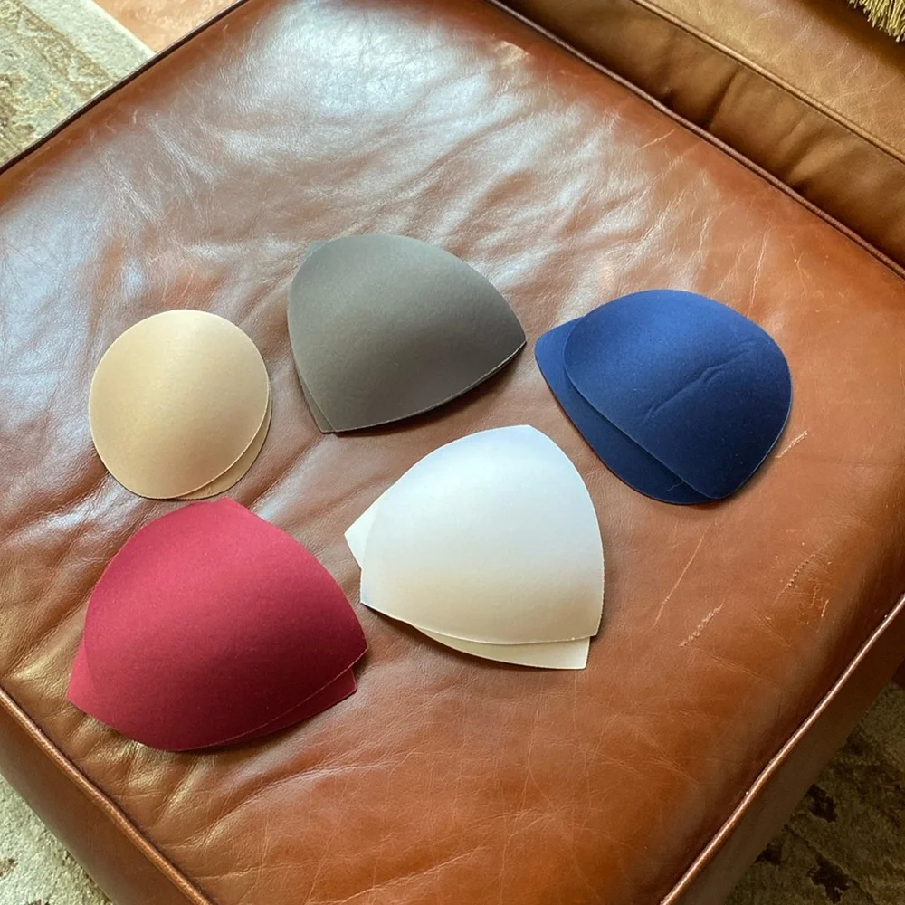 Bras - Picture 1 of 2